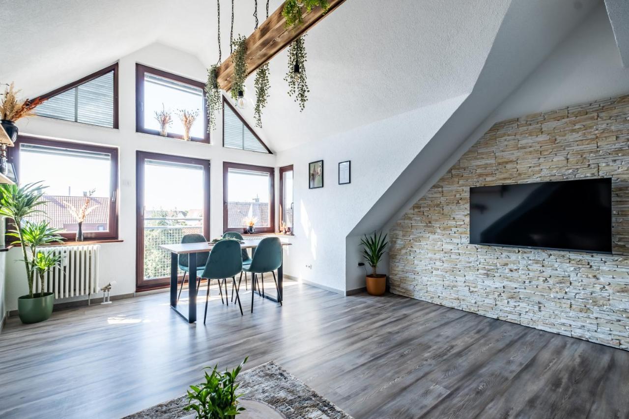 Nature Terminal Apartment - Unterwegs Zuhause Steinenbronn Eksteriør bilde