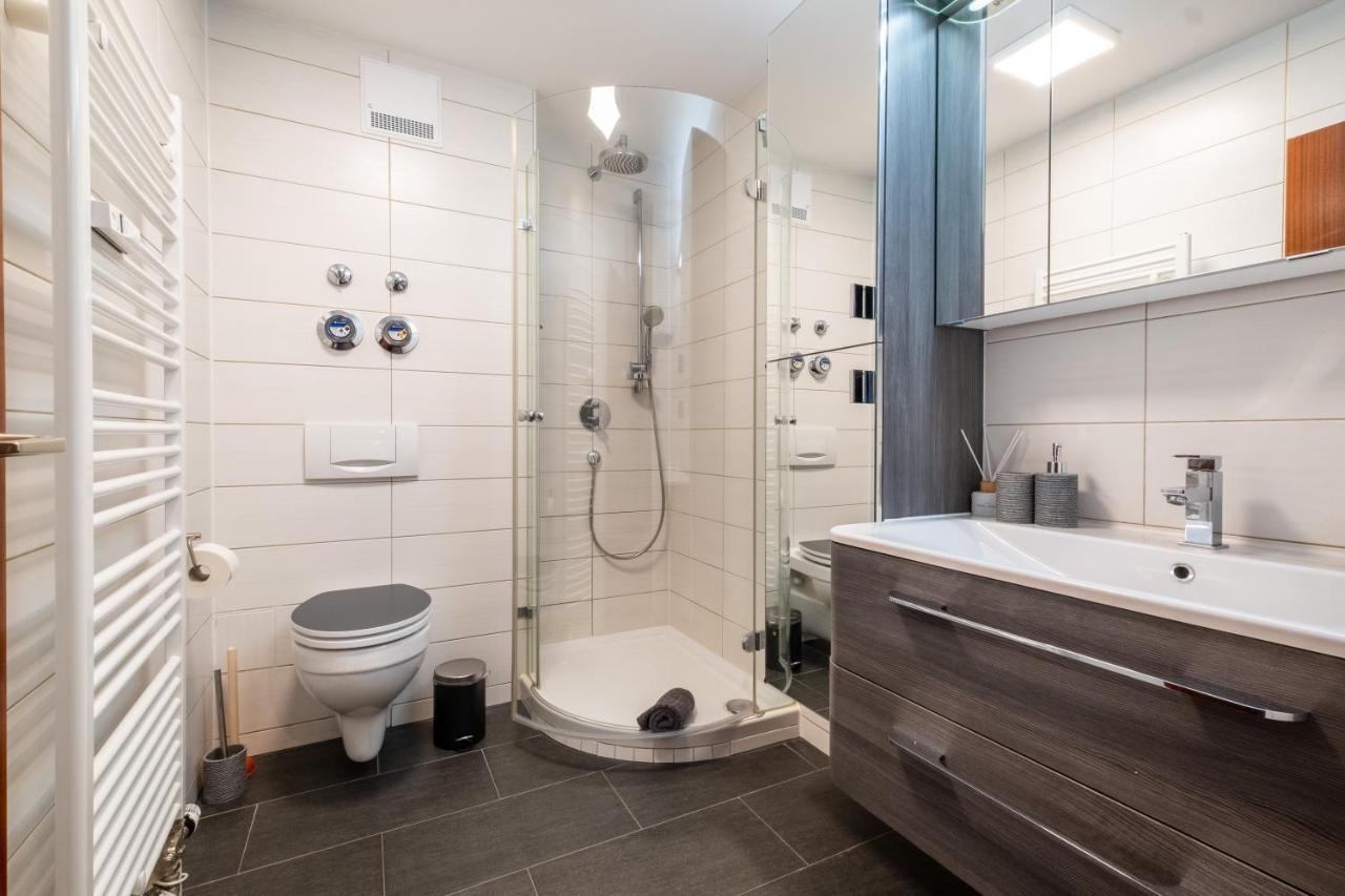 Nature Terminal Apartment - Unterwegs Zuhause Steinenbronn Eksteriør bilde