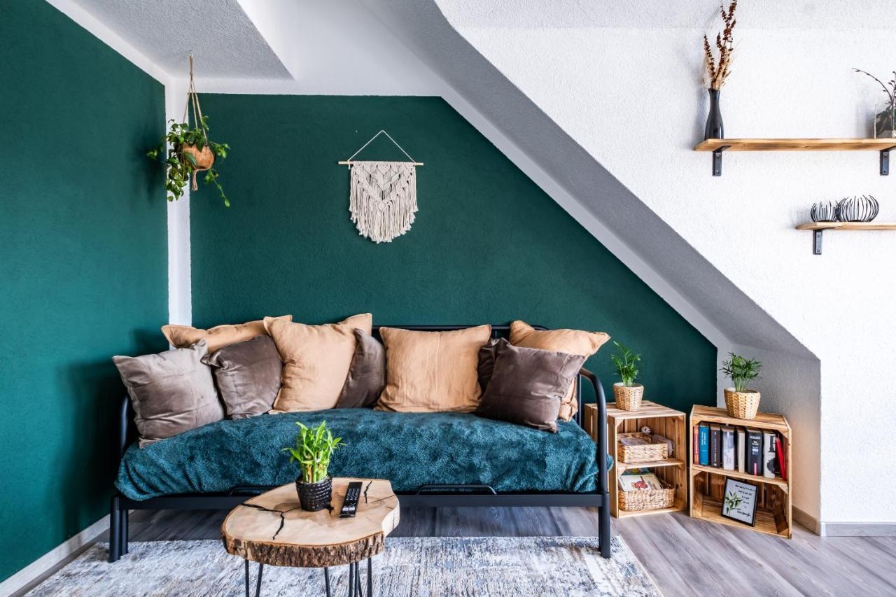 Nature Terminal Apartment - Unterwegs Zuhause Steinenbronn Eksteriør bilde