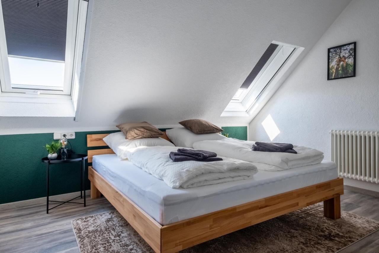 Nature Terminal Apartment - Unterwegs Zuhause Steinenbronn Eksteriør bilde
